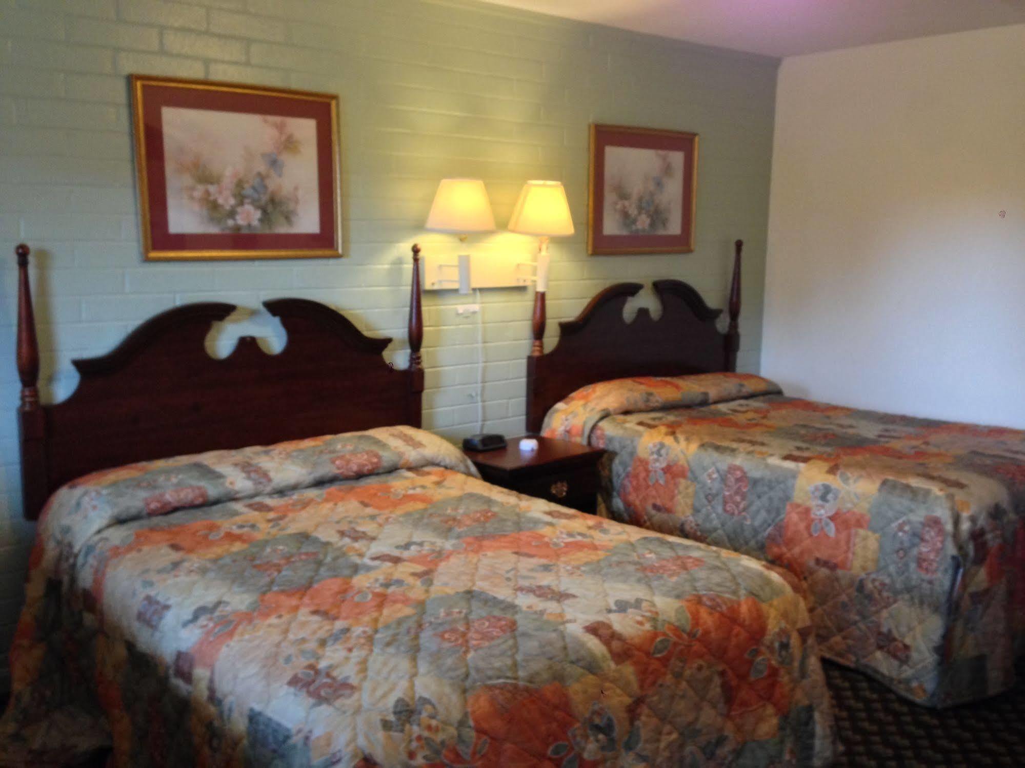 Painesville Villa Rosa Motel المظهر الخارجي الصورة